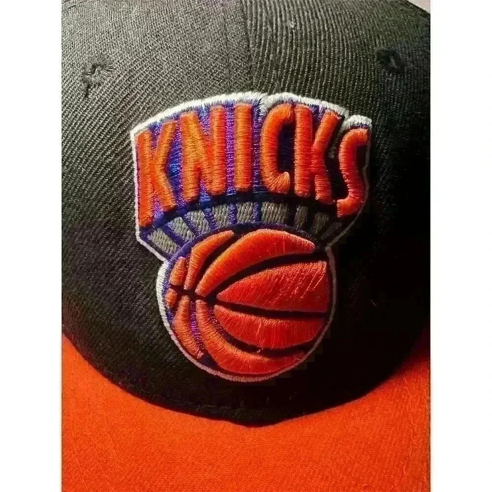 New York Knicks Snapback Hat New Era 9Fifty Hardwood Classics Black - Picture 2 of 10